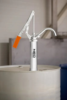 Pompa De Ulei, 18 L/Min Pentru Bidonuri De 60 - 220 Litri NEO - 11-565