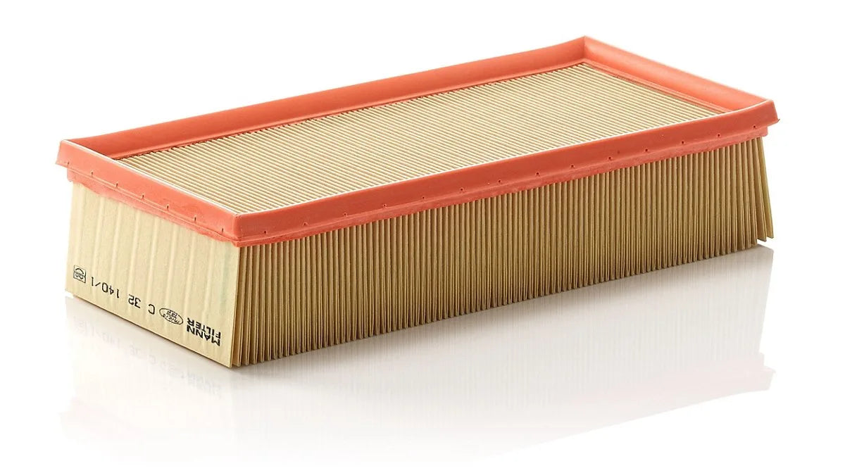 Filtru Aer Mann-Filter pentru Toyota Avensis/Carina E - C 32 140/1