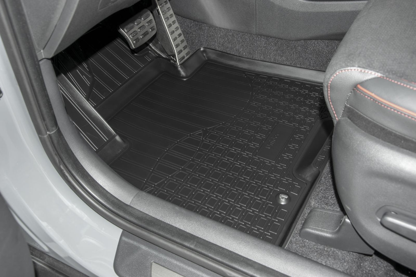 Covorase auto din cauciuc tip tavita NORM Premium, Alfa Romeo Stelvio, 2016-