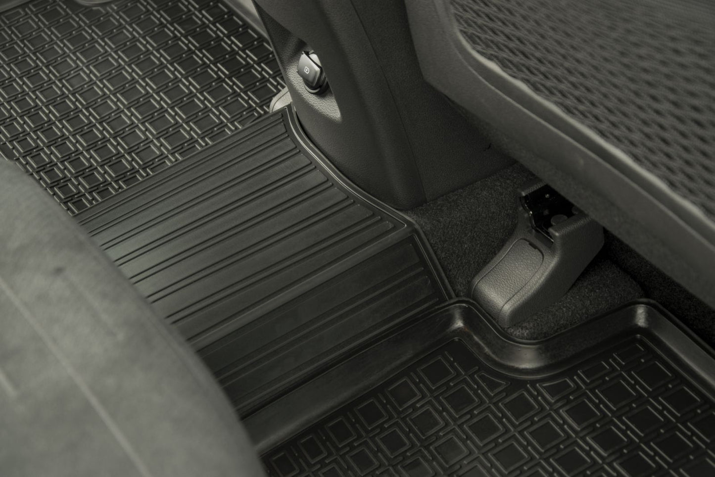 Covorase auto din cauciuc tip tavita NORM Premium, Audi Q3, 2011-2018