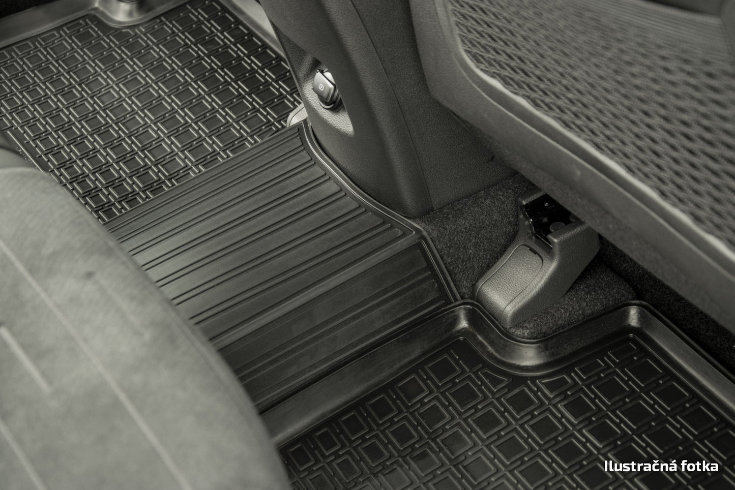 Covorase auto din cauciuc tip tavita NORM Premium, Volkswagen Touran, 2003-2015