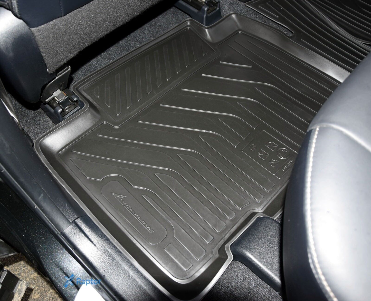 Covorase din cauciuc tip tavita Premium, Toyota RAV4, SUV, 2015-