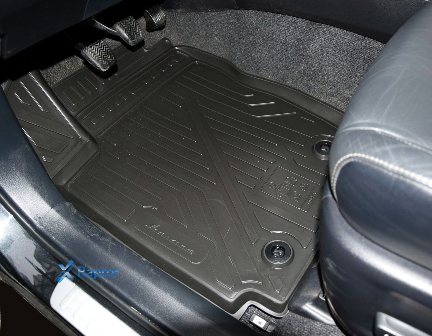 Covorase din cauciuc tip tavita Premium, Toyota RAV4, SUV, 2015-