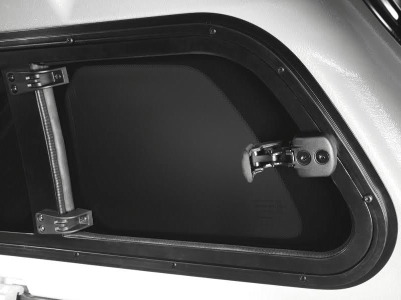 Hardtop Aeroklas cu geamuri cu deschidere laterala (pop-out) si inchidere centralizata, Fiat Fullback, 2016-2019