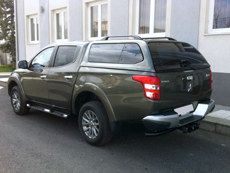 Hardtop Aeroklas cu geamuri cu deschidere laterala (pop-out) si inchidere centralizata (nevopsit), Mitsubishi L200, 2015-