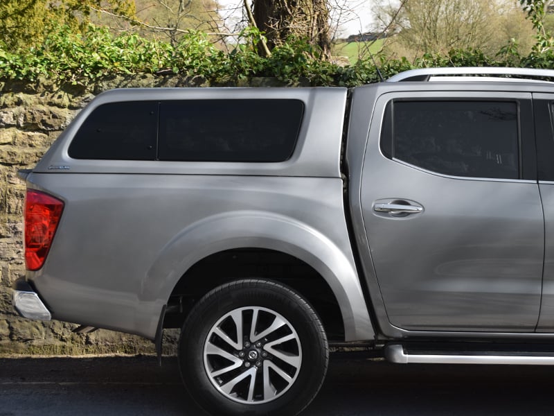 Hardtop Aeroklas cu geamuri cu deschidere laterala (pop-out) si inchidere centralizata, Renault Alaskan, 2017-2020
