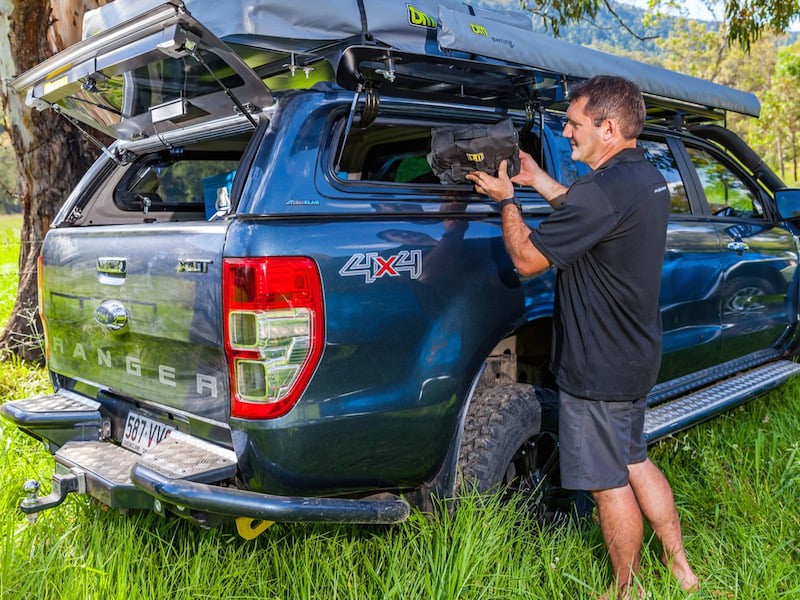 Hardtop Aeroklas cu geamuri cu deschidere laterala (pop-up vopsit), Ford Ranger/Raptop/Wildtrack, cabina dubla, 2011-2022