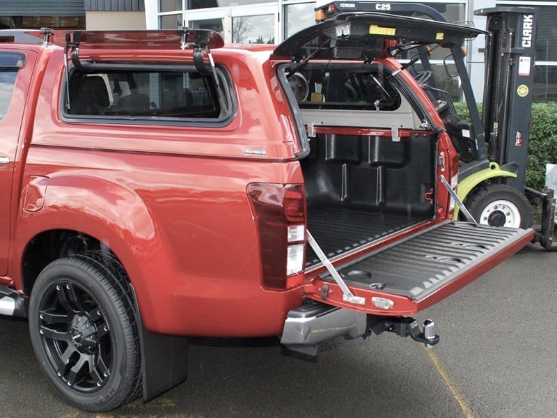 Hardtop Aeroklas cu geamuri cu deschidere laterala (pop-up) si inchidere centralizata, Isuzu D-Max, 2020-