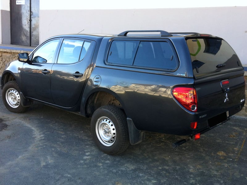 Hardtop Aeroklas cu geamuri laterale glisante, Mitsubishi L200, 2009-2015