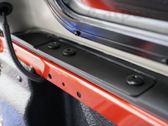Hardtop Aeroklas cu geamuri laterale glisante si inchidere centralizata, Ford Ranger Raptor, cabina dubla, 2022-