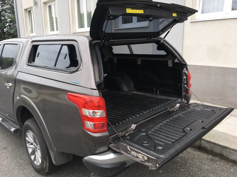 Hardtop Aeroklas cu geamuri laterale glisante si inchidere centralizata (nevopsit), Mitsubishi L200, 2015-