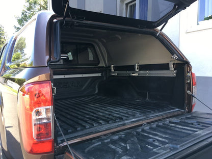 Hardtop Aeroklas fara geamuri laterale cu inchidere centralizata, Renault Alaskan, 2017-2020