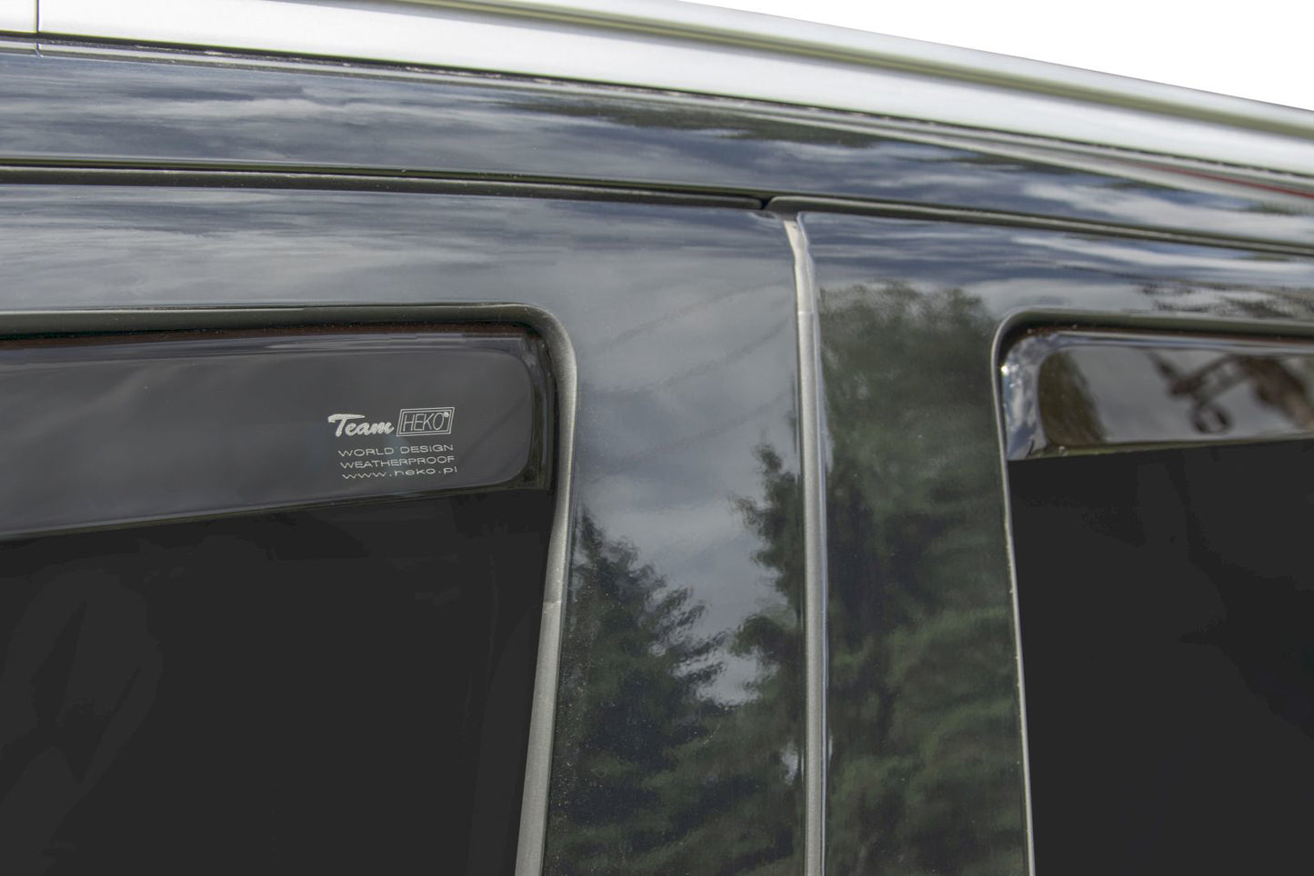 Set paravanturi fata si spate Team HEKO, Mitsubishi Outlander, 5 usi, SUV, 2012-