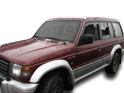 Set paravanturi fata si spate Team HEKO, Mitsubishi Pajero, 5 usi, SUV,1991-1999