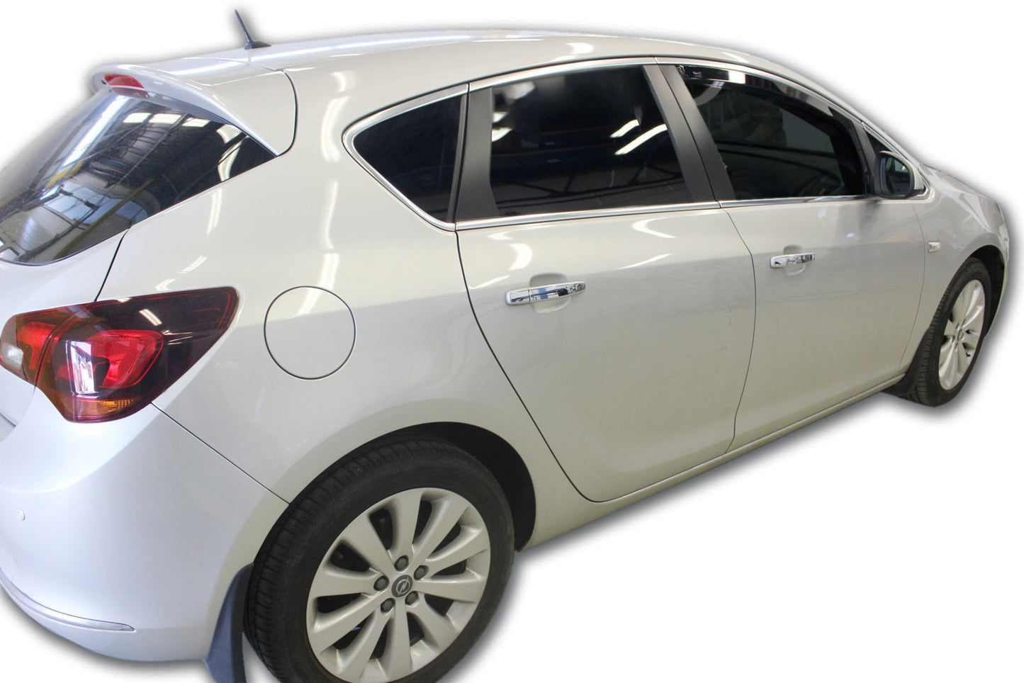 Set paravanturi fata si spate Team HEKO, Opel Astra (J), 4/5 usi, berlina/hatchback, 2009-2015