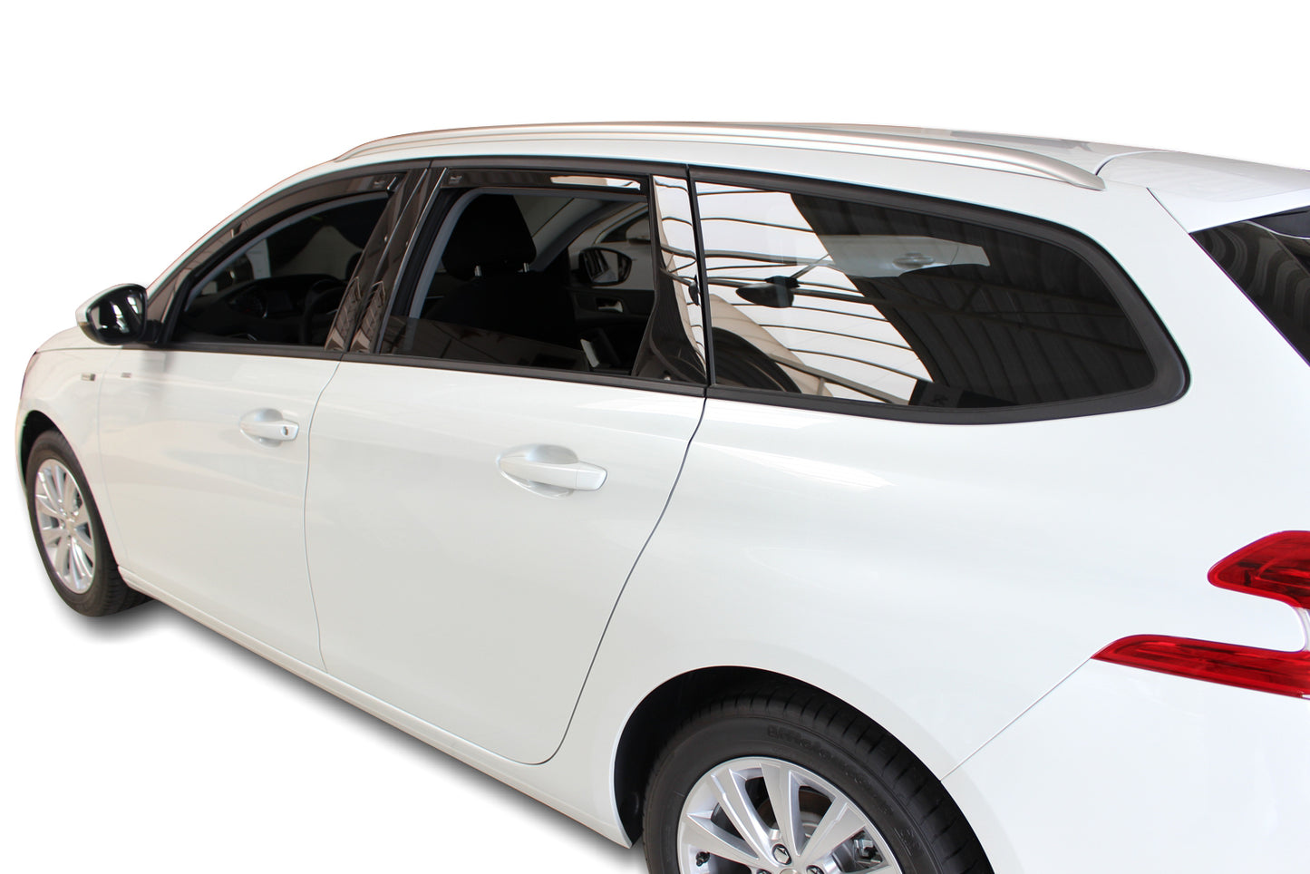 Set paravanturi fata si spate Team HEKO, Peugeot 308, 5 usi, combi, 2013-2021