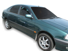 Set paravanturi fata si spate Team HEKO, Toyota Avensis, liftback, 4 usi, 1997-2003