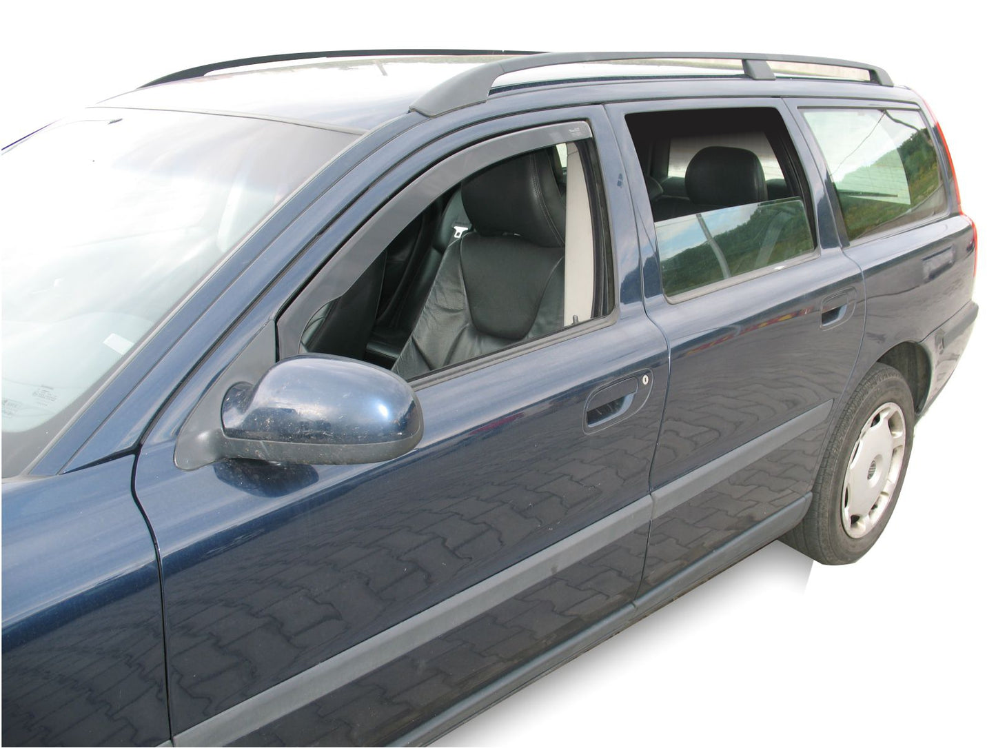Set paravanturi fata si spate Team HEKO, Volvo V70, combi, 5 usi, 2000-2007
