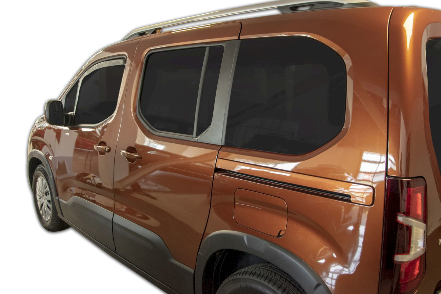Set paravanturi fata Team HEKO, Citroen Berlingo, 5 usi, minivan, 2018-
