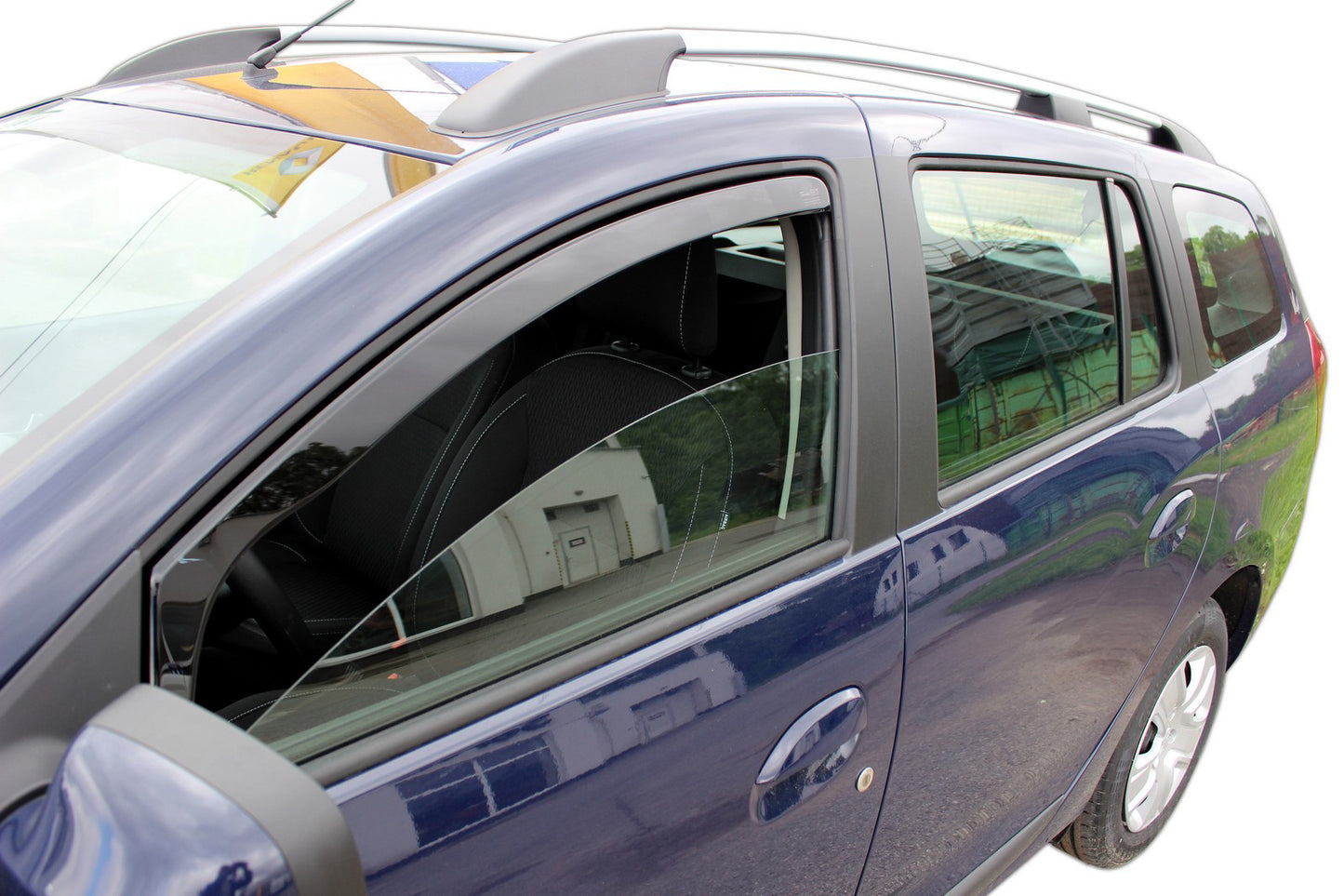 Set paravanturi fata Team HEKO, Dacia Logan II, sedan/break, 2012-2020