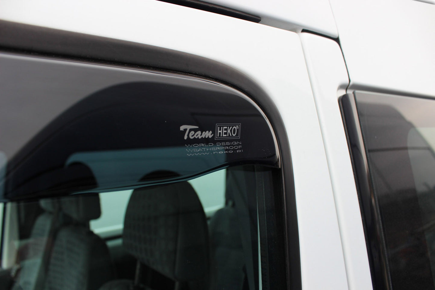 Set paravanturi fata Team HEKO, Ford Transit, 3/4 usi, 2006-2014