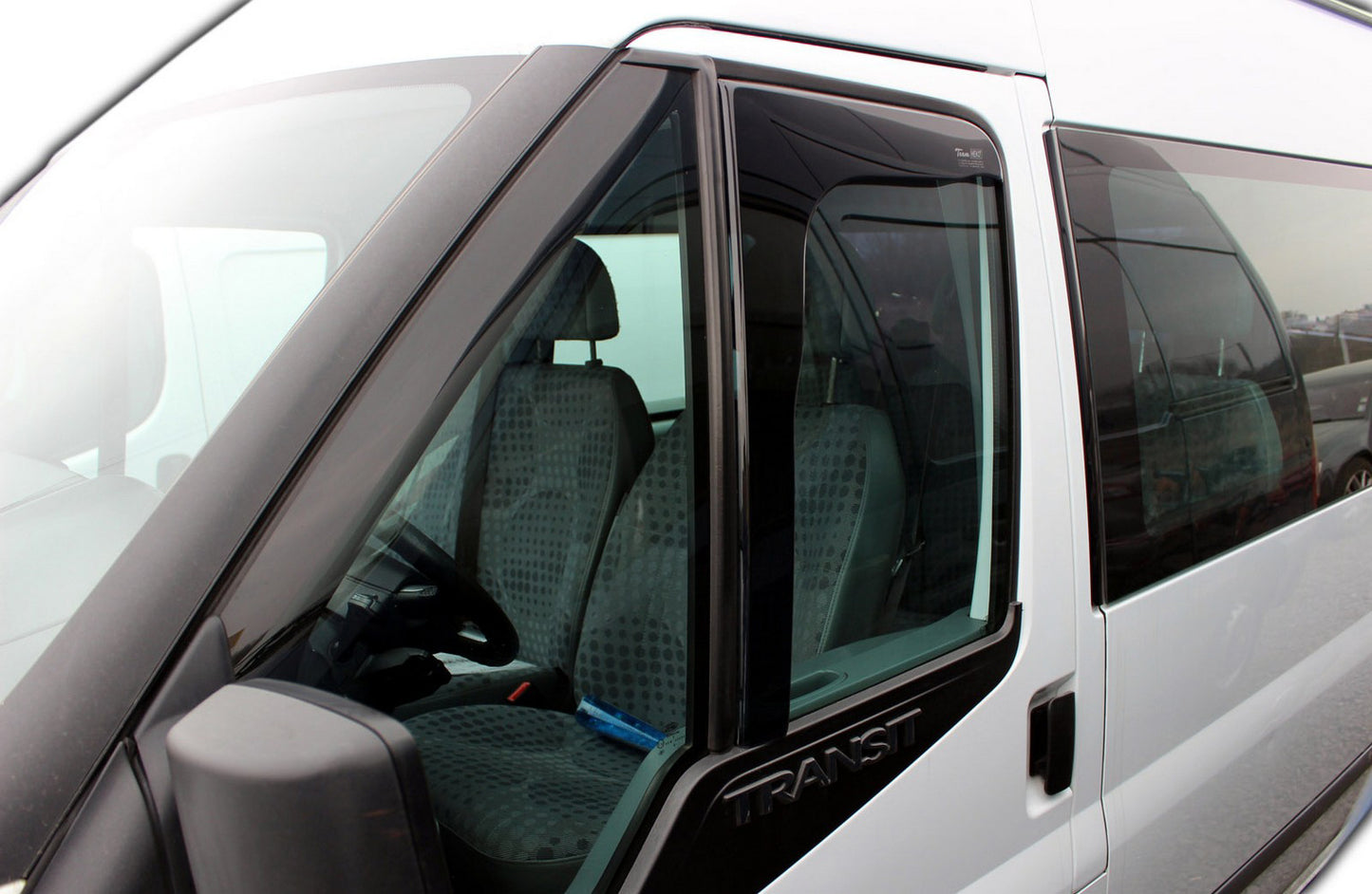 Set paravanturi fata Team HEKO, Ford Transit, 3/4 usi, 2006-2014