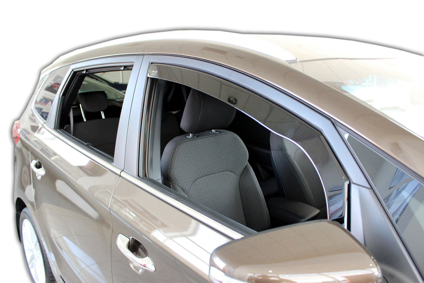 Set paravanturi fata Team HEKO, Kia Carens, 5 usi, MPV, 2013-2019