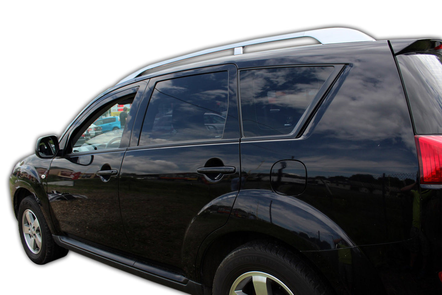 Set paravanturi fata Team HEKO, Peugeot 4007, SUV, 2007-2012
