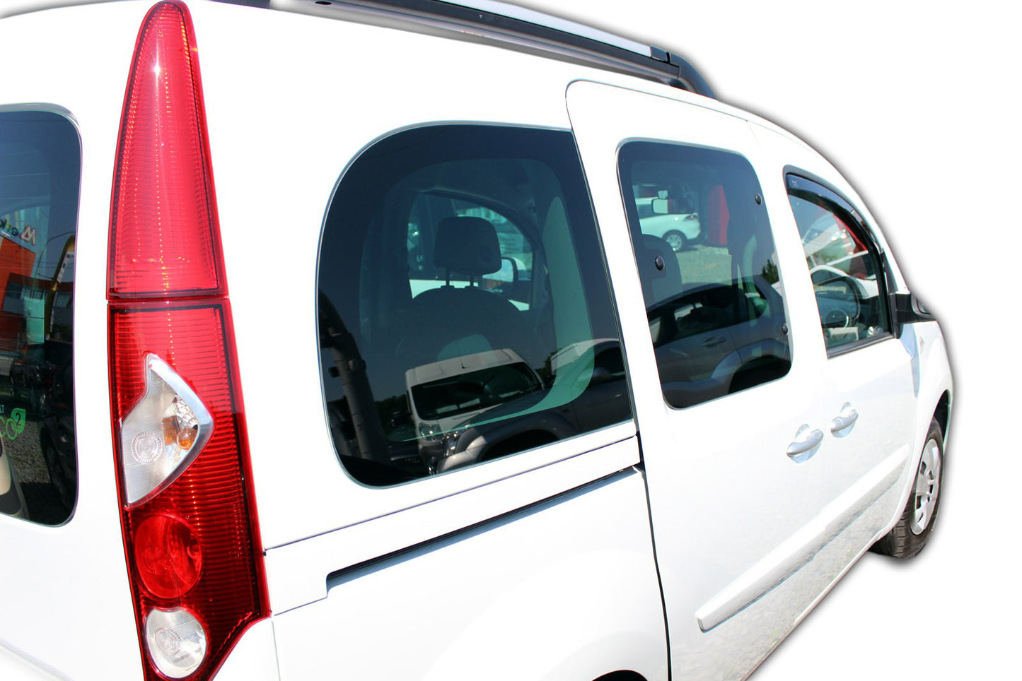 Set paravanturi fata Team HEKO, Renault Kangoo, 4/5 usi, minivan, 2007-2021
