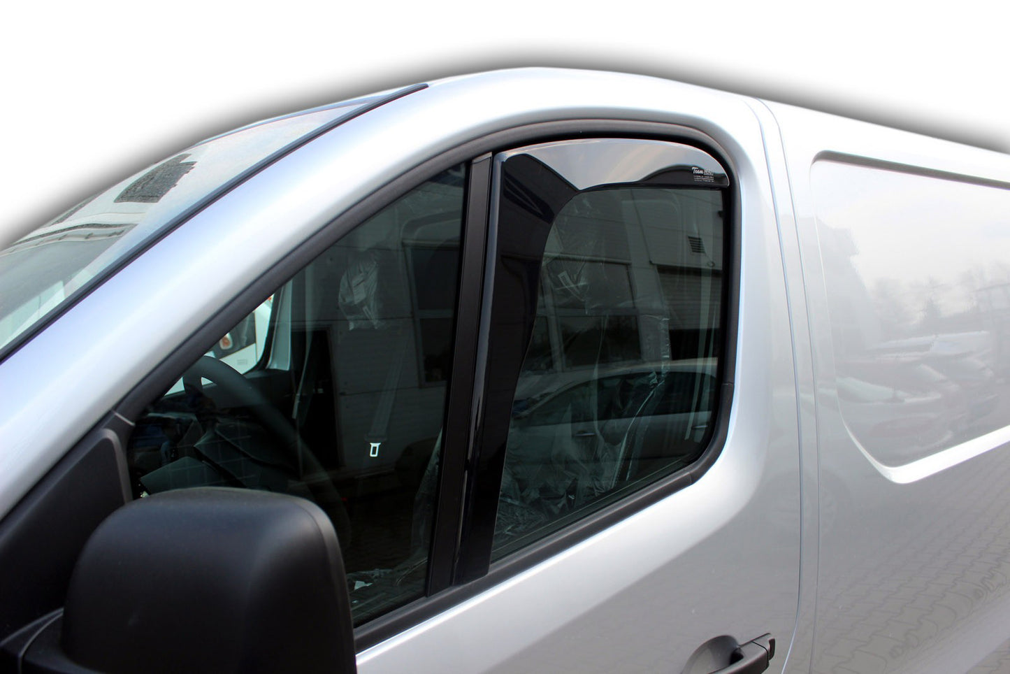 Set paravanturi fata Team HEKO, Renault Trafic, 4/5 usi, van/minibus, 2014-