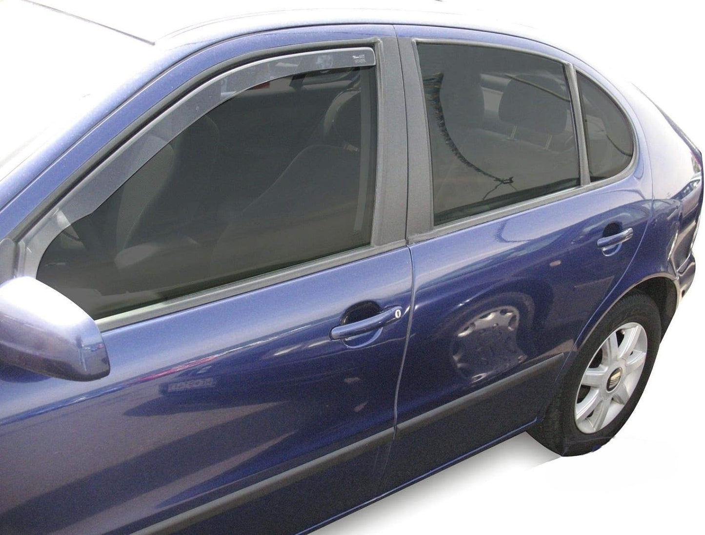 Set paravanturi fata Team HEKO, Seat Leon (1P), 5 usi, hatchback, 2005-2012