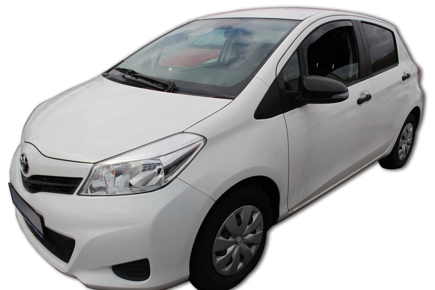 Set paravanturi fata Team HEKO, Toyota Yaris (hybrid), hatchback, 5 usi, 2010-2019
