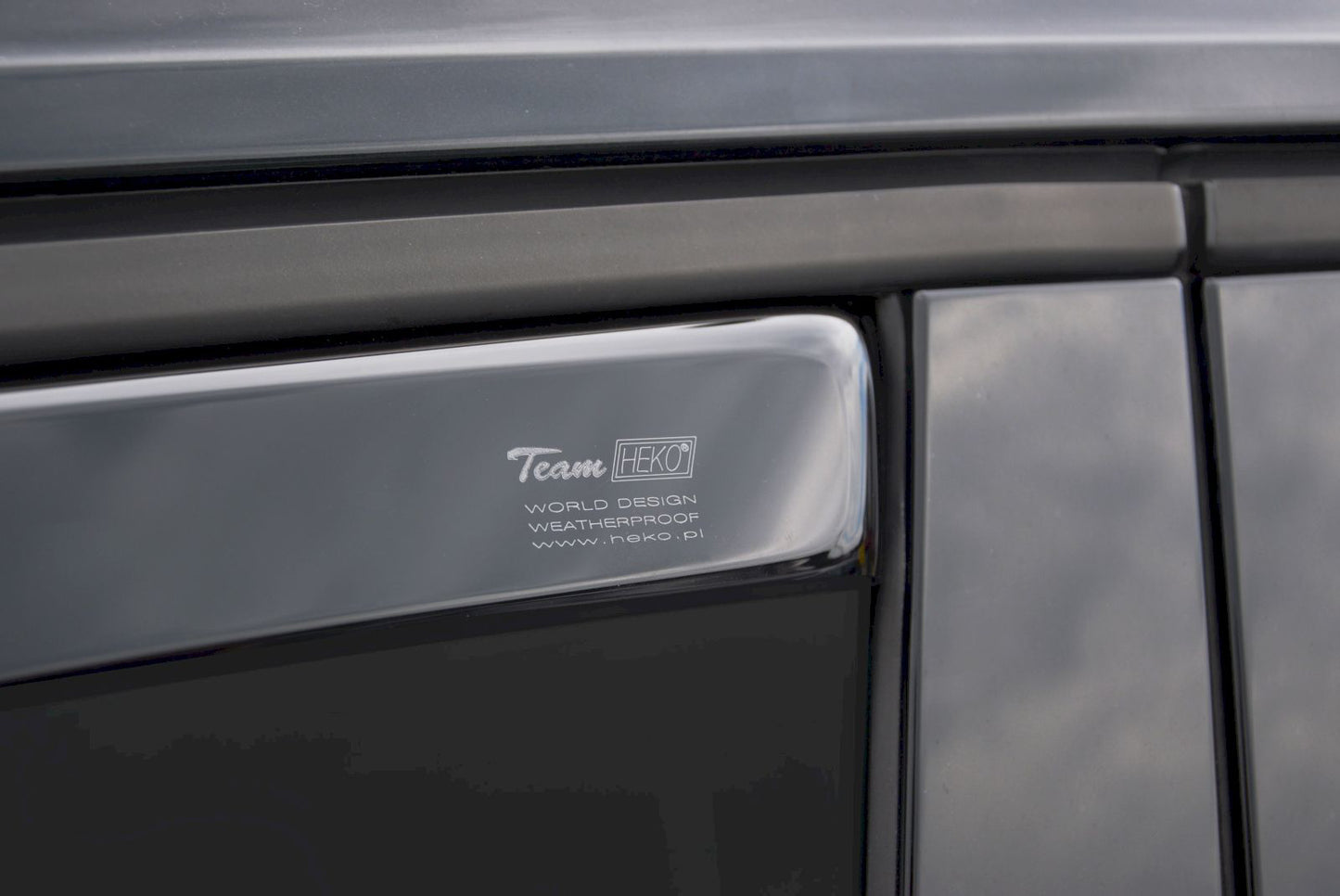 Set paravanturi fata Team HEKO, Volkswagen Touran, MPV, 5 usi, 2015-