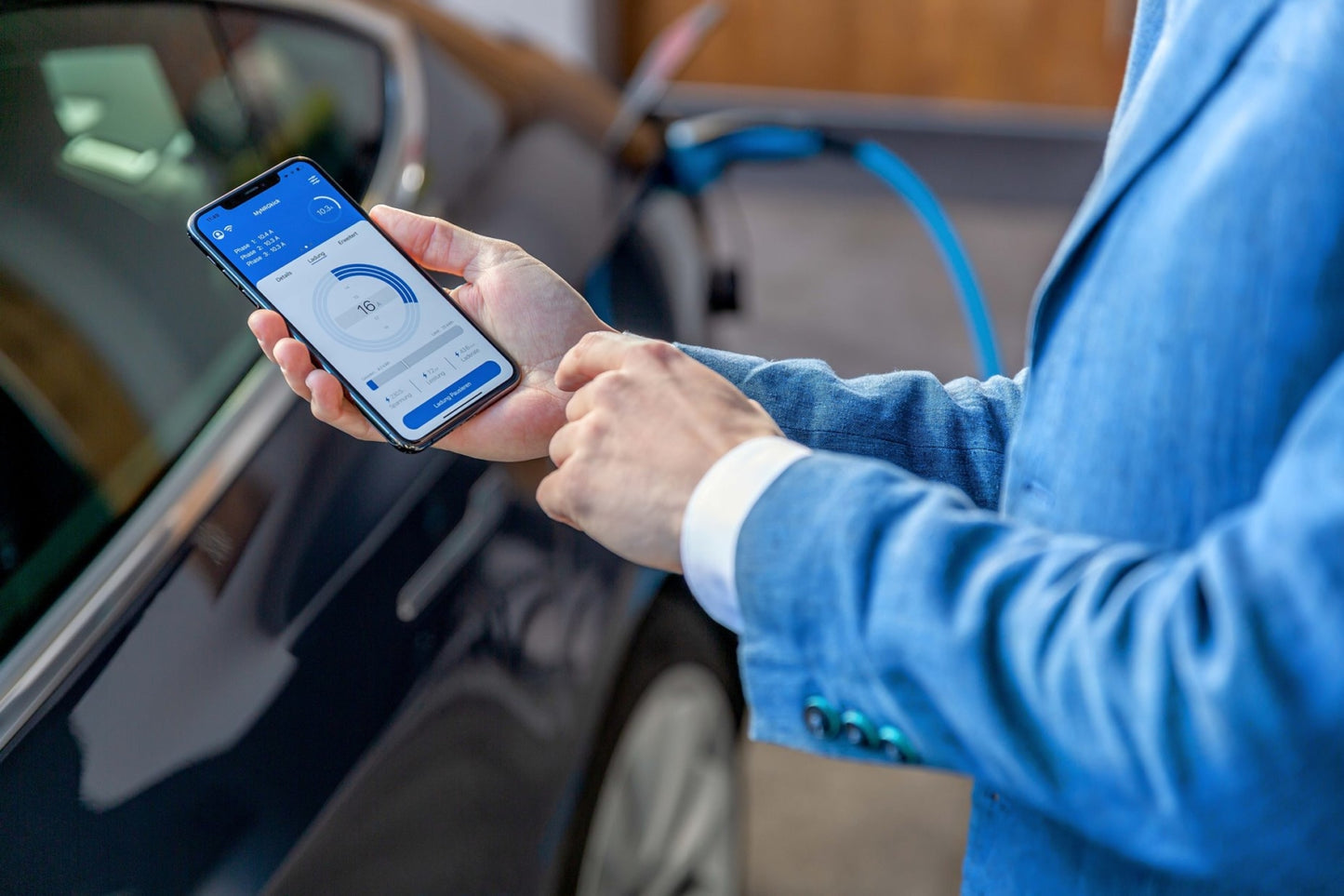 Statie de incarcare portabila NRGkick, monofazic-trifazic, putere maxima 22 kW, conector Type 2