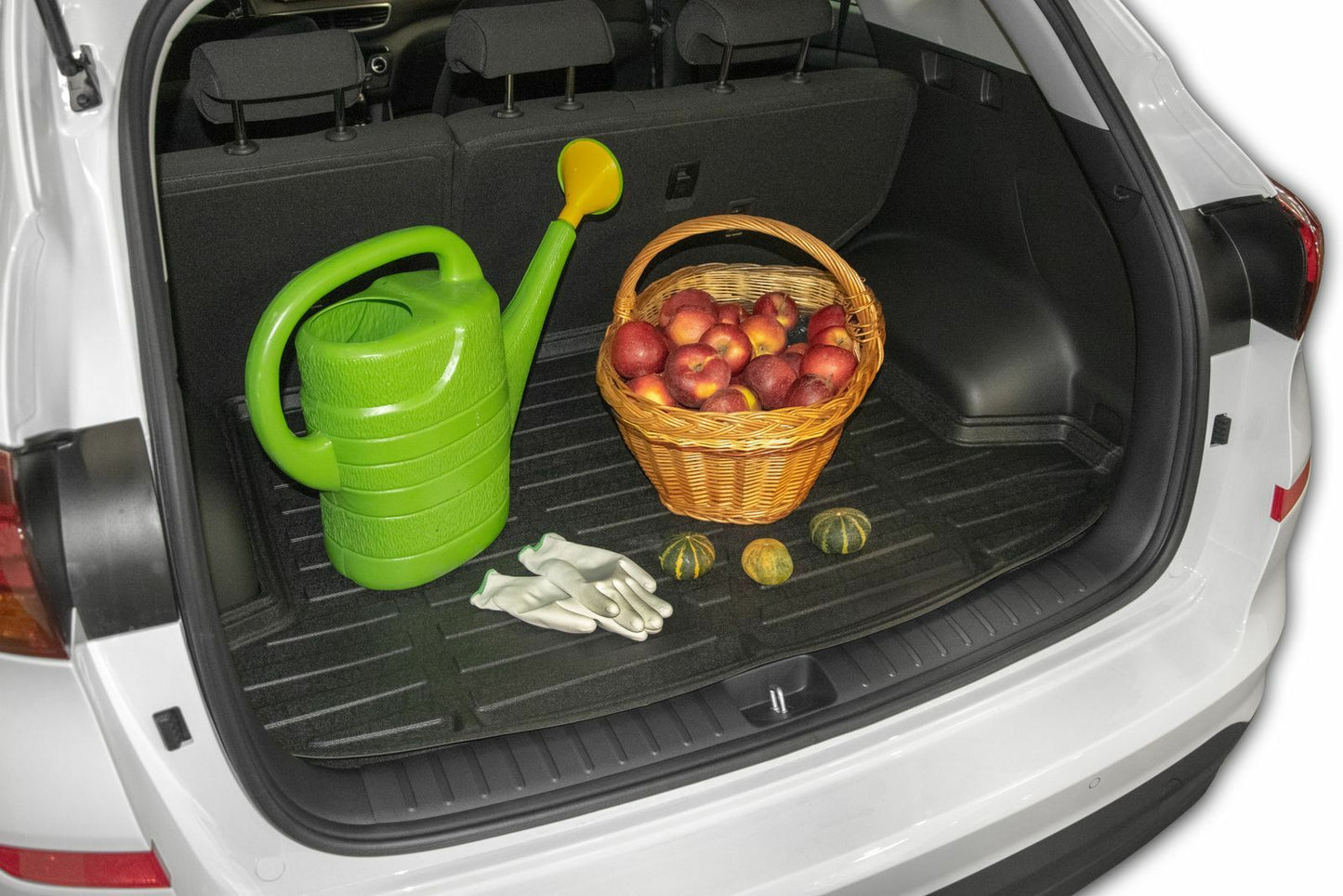 Tavita de portbagaj STANDART, Toyota  Corolla, berlina, 2018-